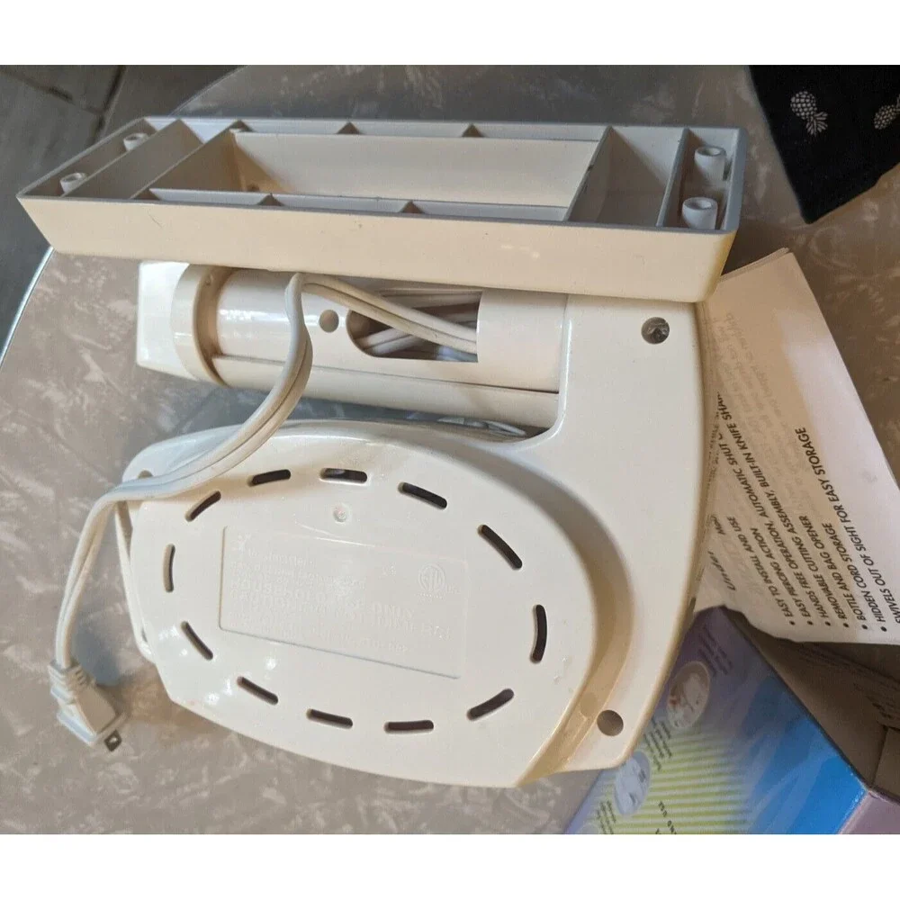 ✨ Toastmaster Under Cabinet Can Opener W/Knife Sharpener White 2246 Space Maker